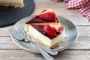 I Tried the Viral 2-Ingredient Japanese Cheesecake Hack, and It’s Delicious