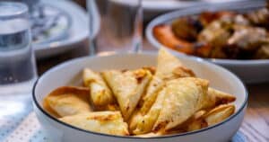 Samoussa express for Ramadan: the easy recipe with sweet potato and fresh cheese